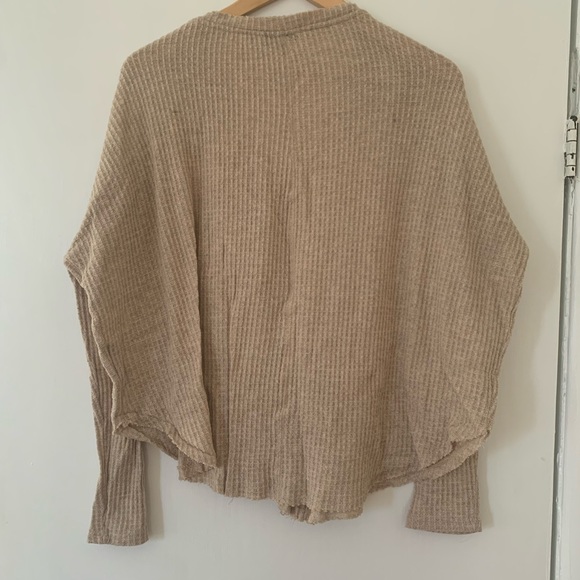 Out From Under Jojo Thermal - Picture 4 of 4